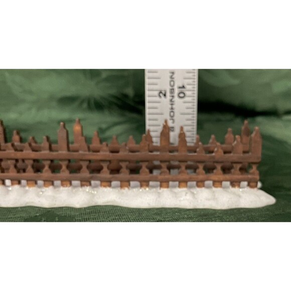 O'Well Brown Picket Fences with Snow For Christmas Villages Set Of 2 - Picture 6 of 6